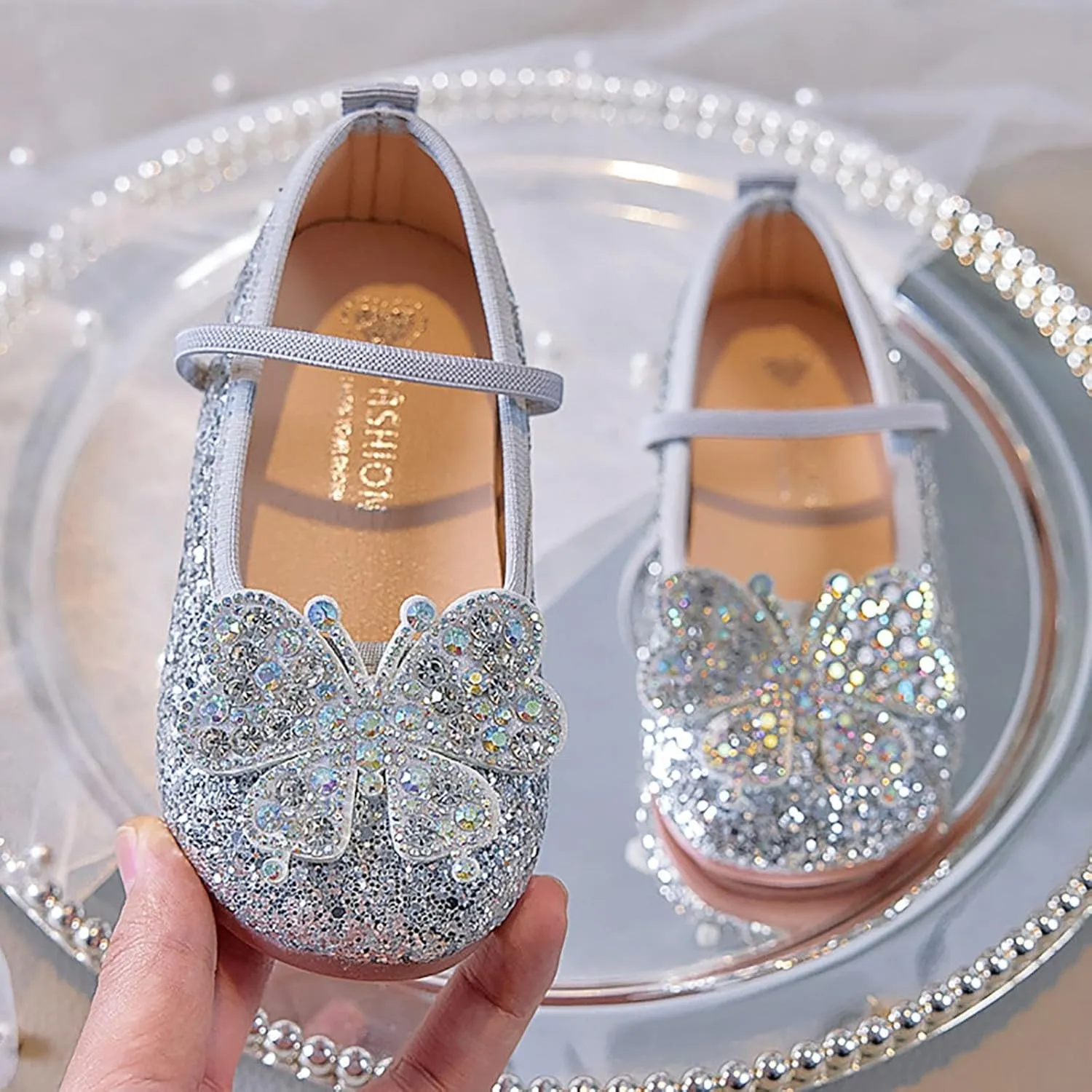 2025 Girls Casual Sandals Summer Cute Kids Loafer Shoe with Ankle Strap Comfortable Closed Toe Dressy Vacation Slippers Breathable Walking Footwear Indoor/Outdoor Fashion Party Dance Shoes