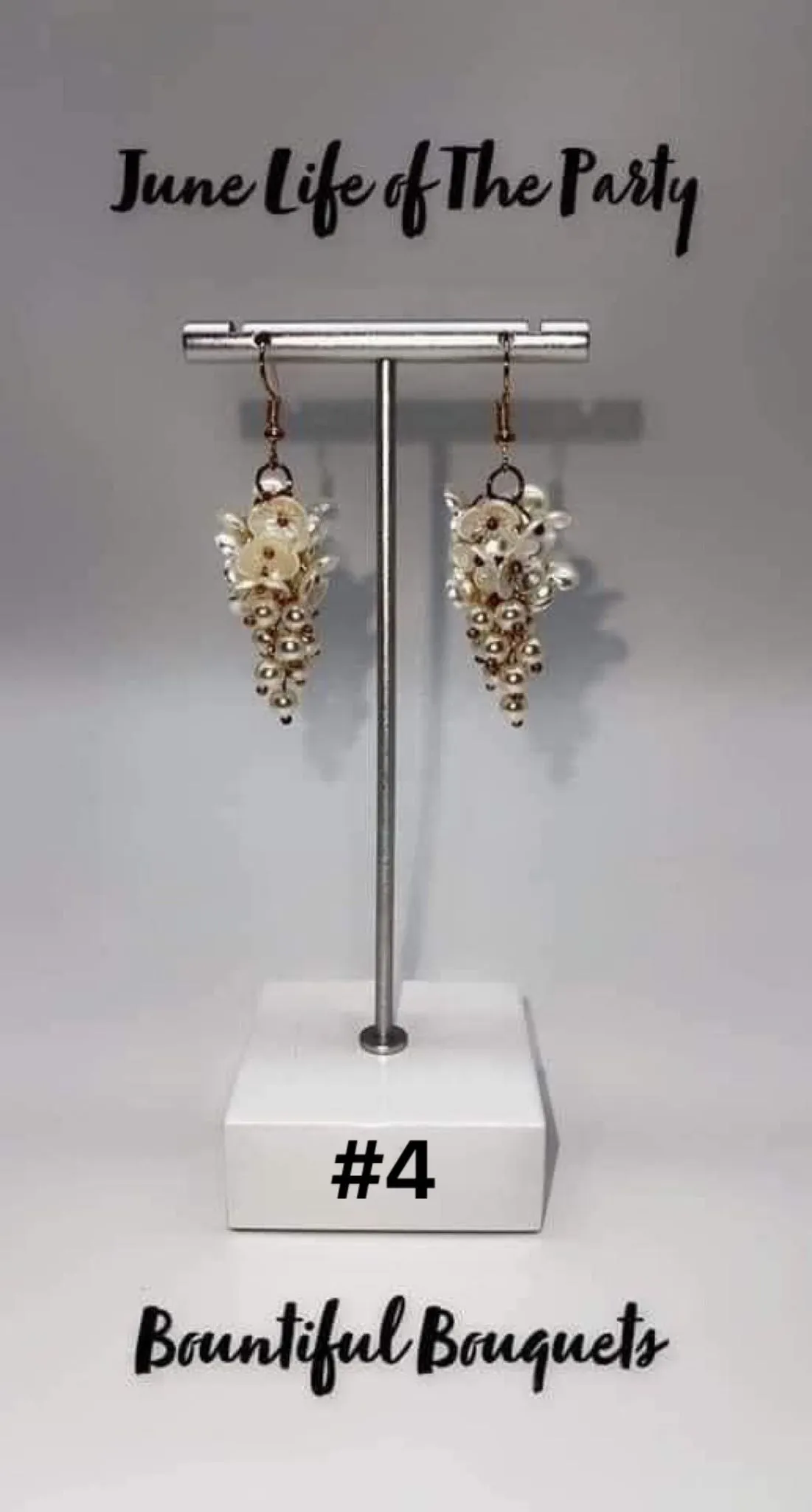 Bountiful Bouquets - Gold