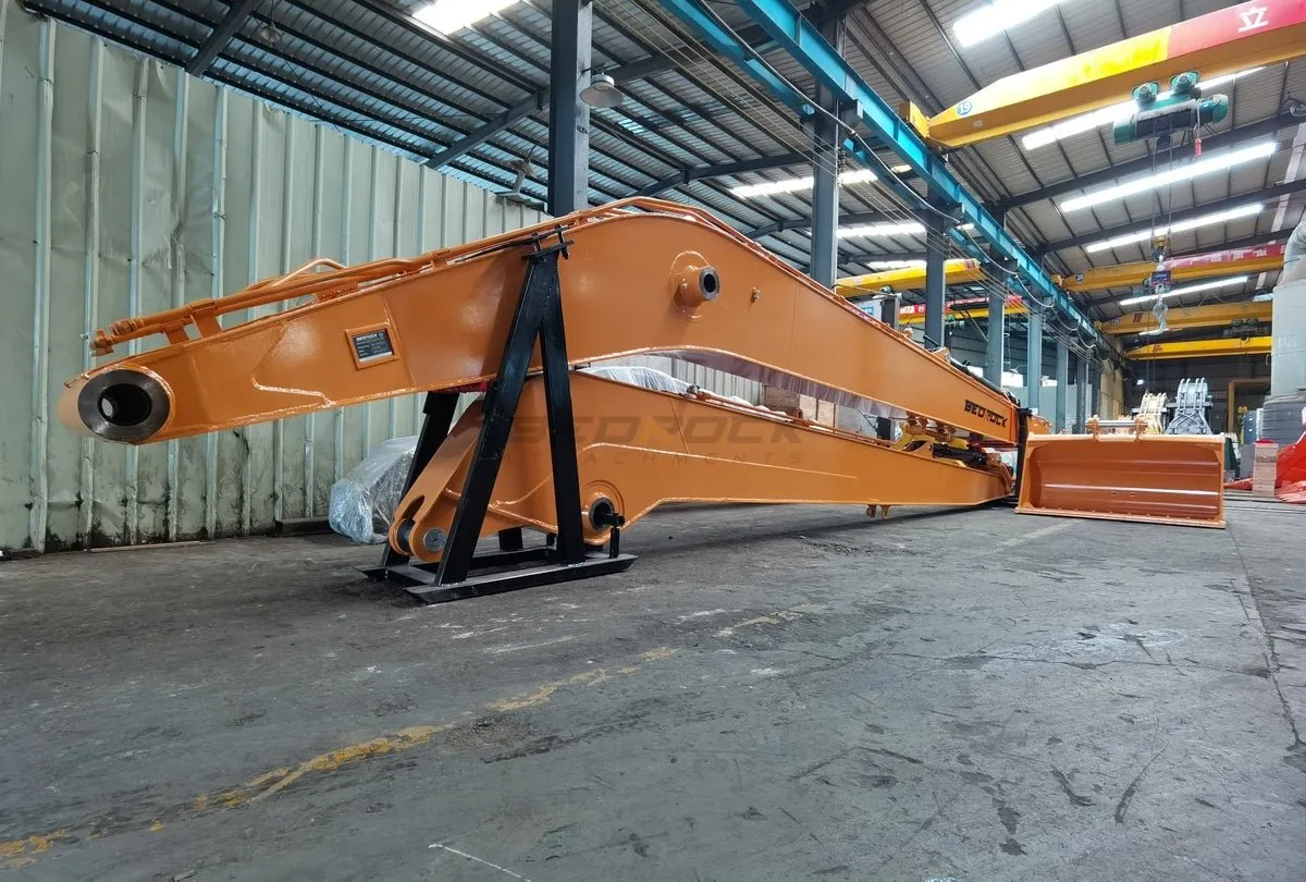 CASE350C 18 Meter Long Reach, 1m3 Bucket B Linkage (2 x 80mm Pins)