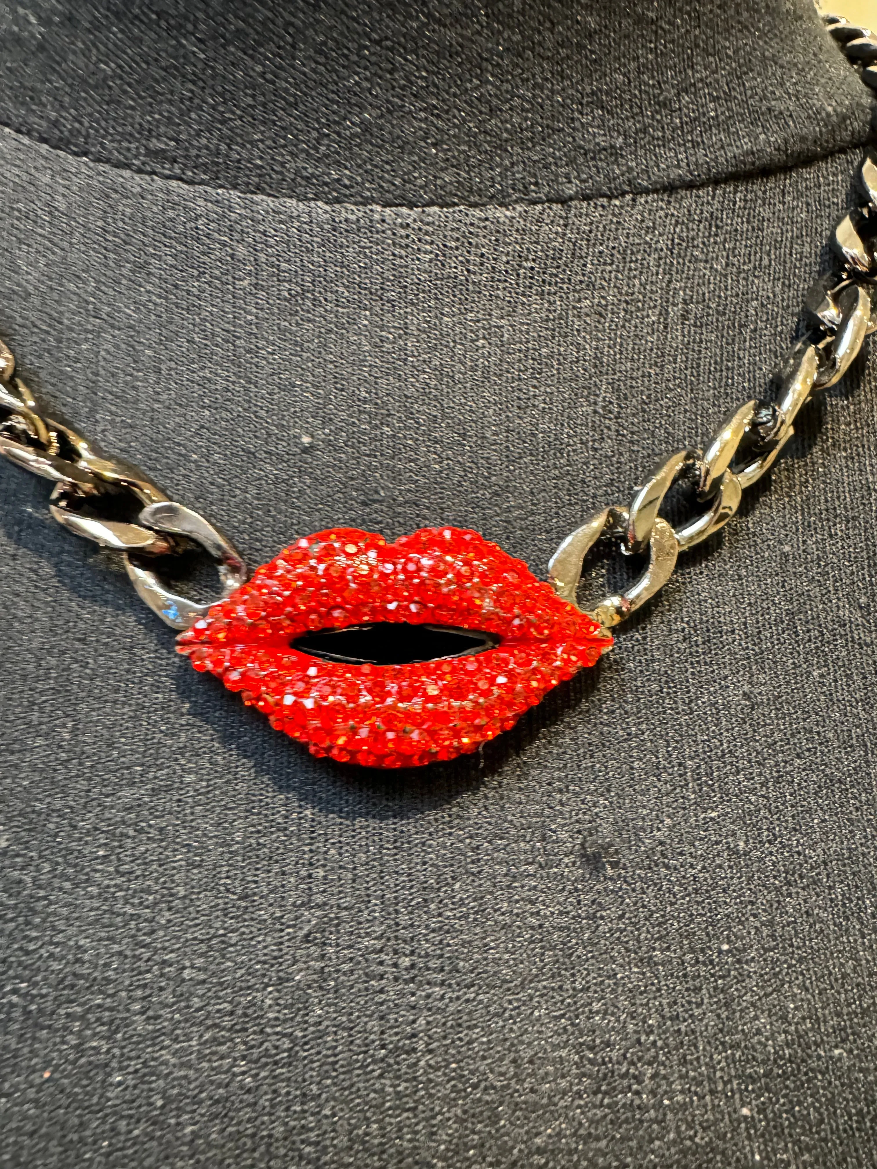 Chunky Diamante Lips Necklace