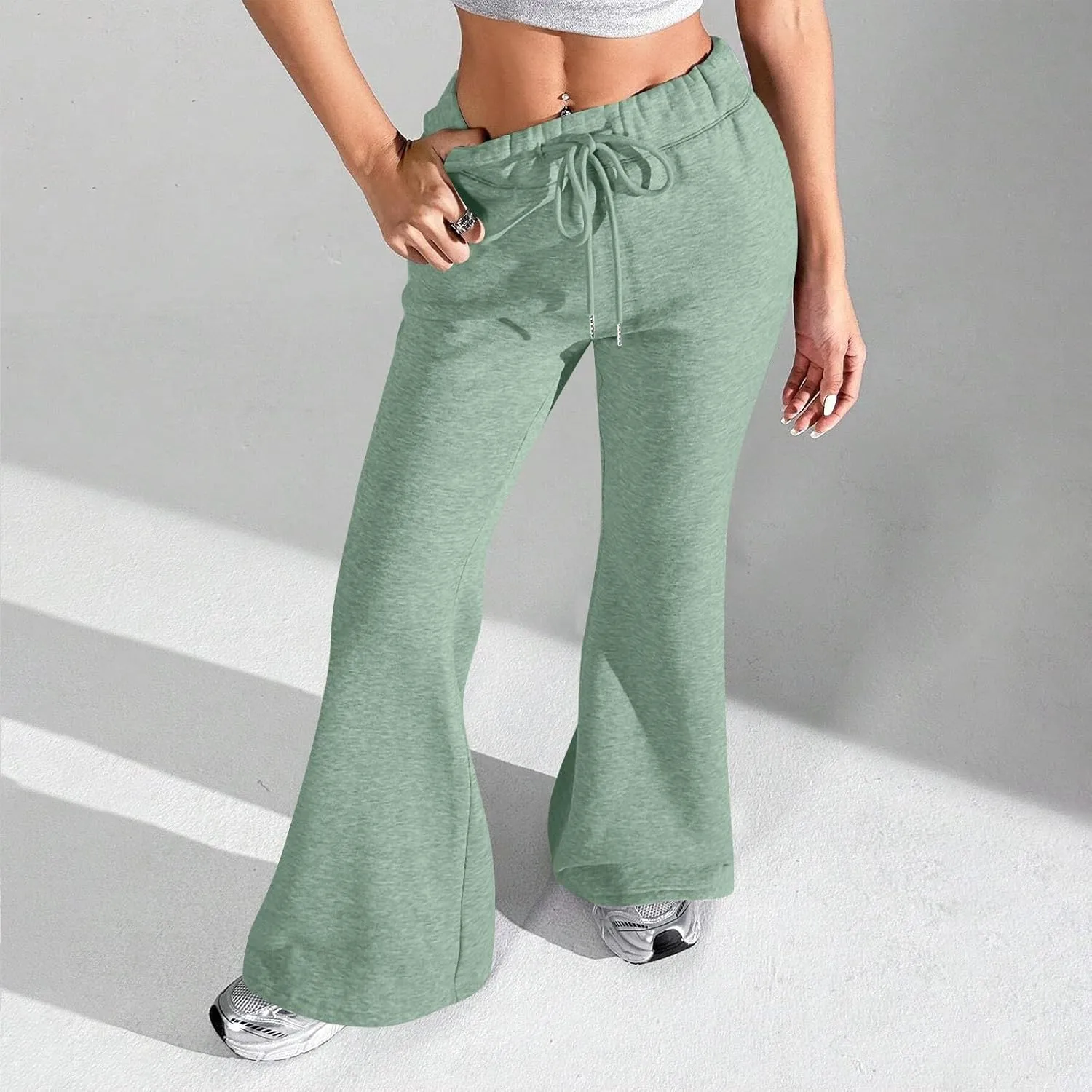 Flared Sweatpants for Women Baggy Drawstring High Waisted Yoga Pants Bell Bottom Tummy Control Sweat Pants w/Pockets