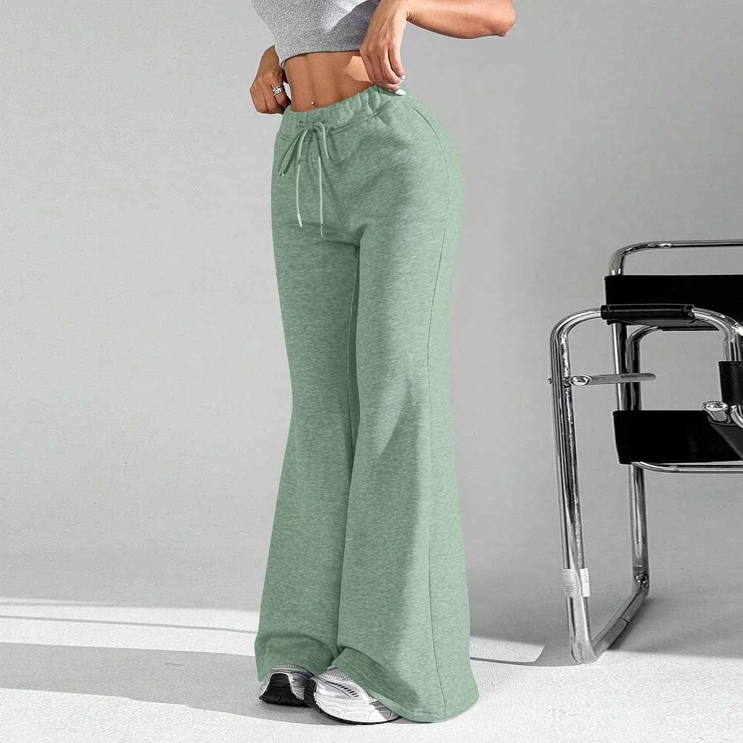 Flared Sweatpants for Women Baggy Drawstring High Waisted Yoga Pants Bell Bottom Tummy Control Sweat Pants w/Pockets