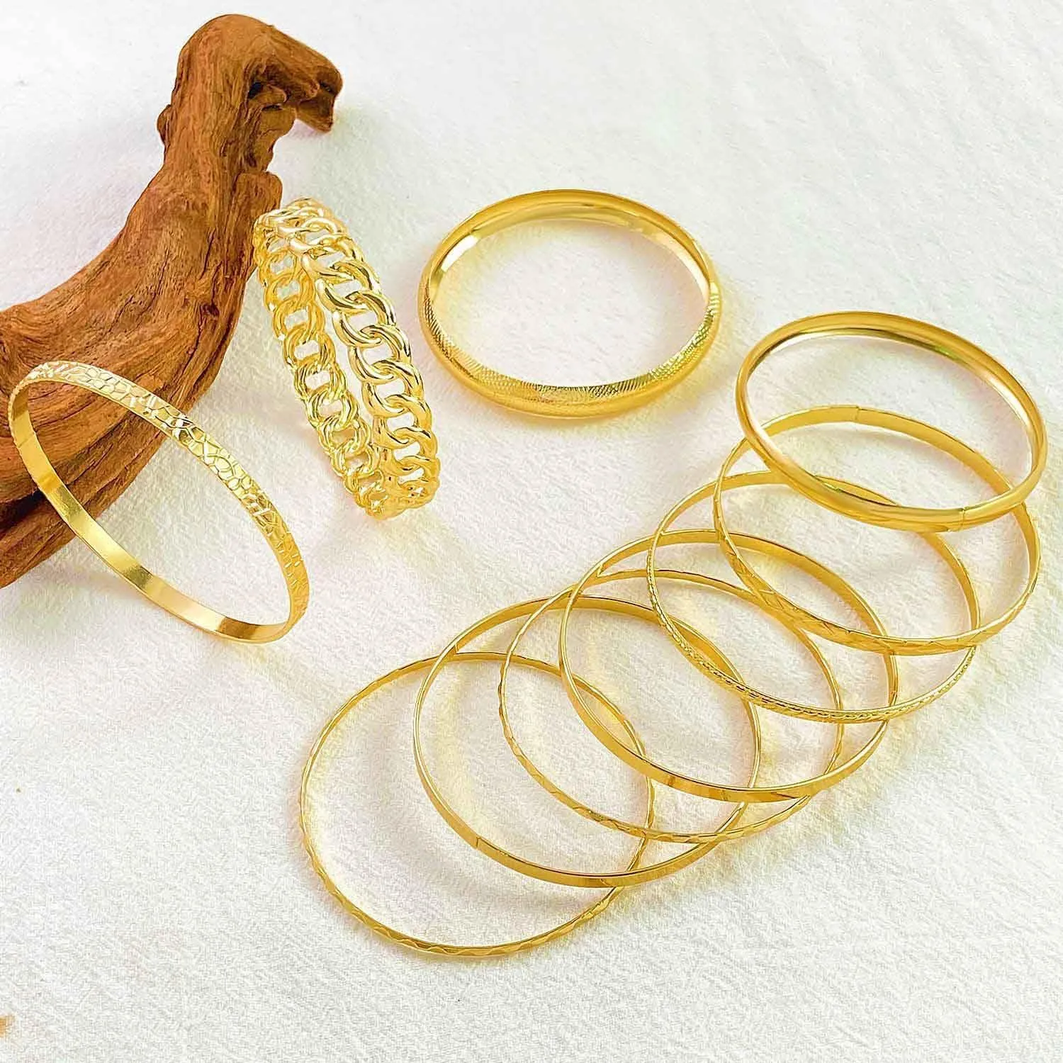 Gold Bangle Bracelet Set for Women Multi Stacking Wide Bangles Indian Bollywood Chunky Bangle Bracelets Ethnic Glossy Textured Twist Bracelets Collection Wedding Outfit Jewelry (10Pcs)