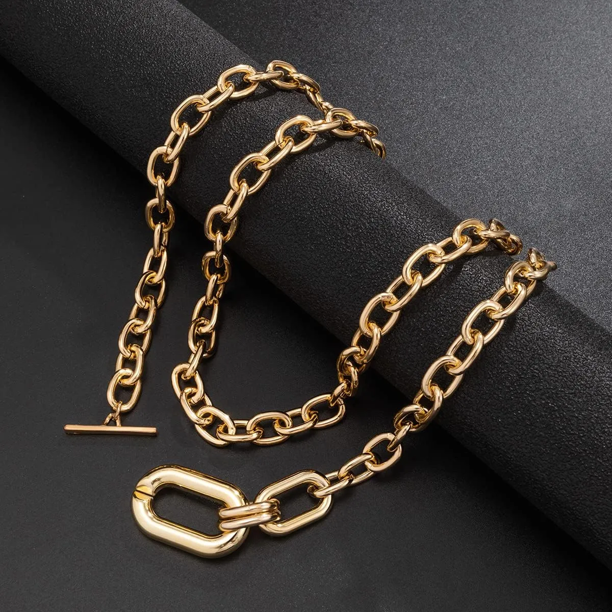Gold Layered Necklaces for Women,Queen's Circular Geometry Necklace Set,Irregular Metallic Multi-layer Clavicle Chain,Cuban Link Paperclip Chain Toggle Clasp Choker Necklace Jewelry Gifts for Women