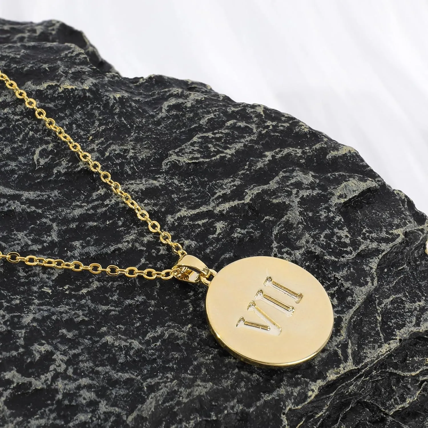 Gold Pendant Necklace for Women, Snake Moon and Star World Map Ship Anchor Compass Butterfly Crown Bee Scorpion Inspiration Words Round Rectangle Oval Pendent Initial Necklace Trendy Jewelry Gift