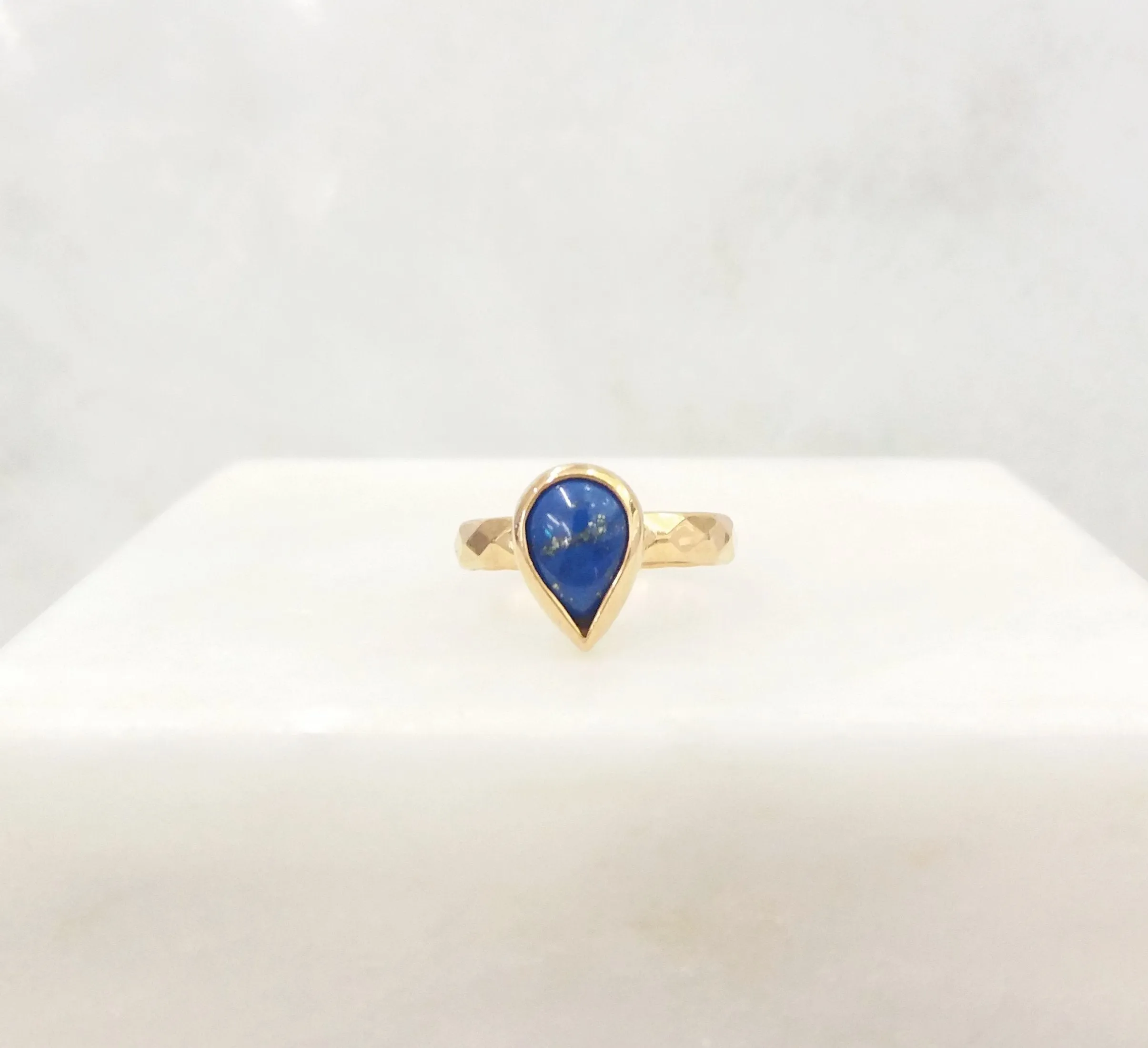 Lapiz Lazuli Maxi Hammered Ring