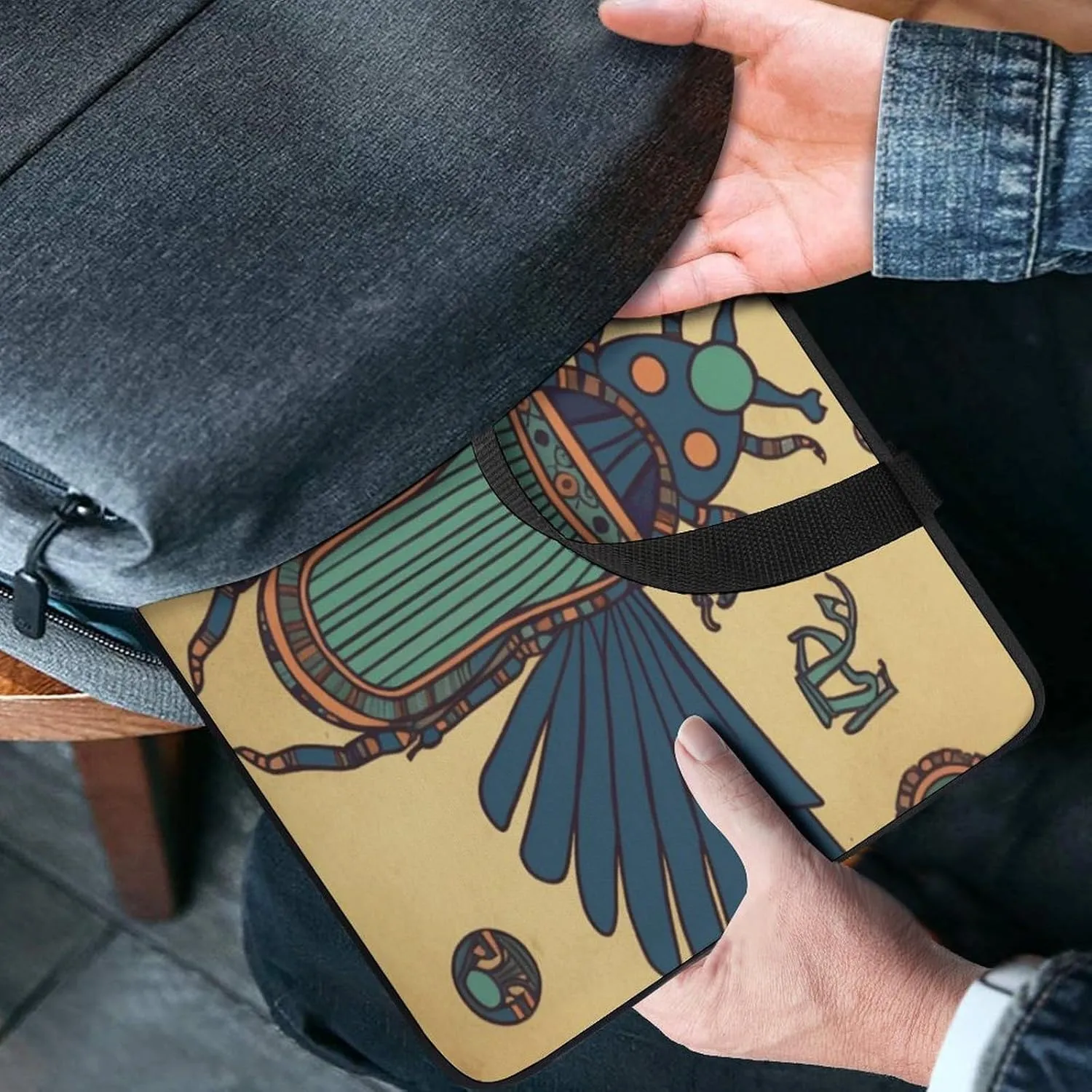 Laptop Bag Ultrathin Egyptian Scarab Printing Laptop Carrying Case Portability Messenger Bags For Work Travel