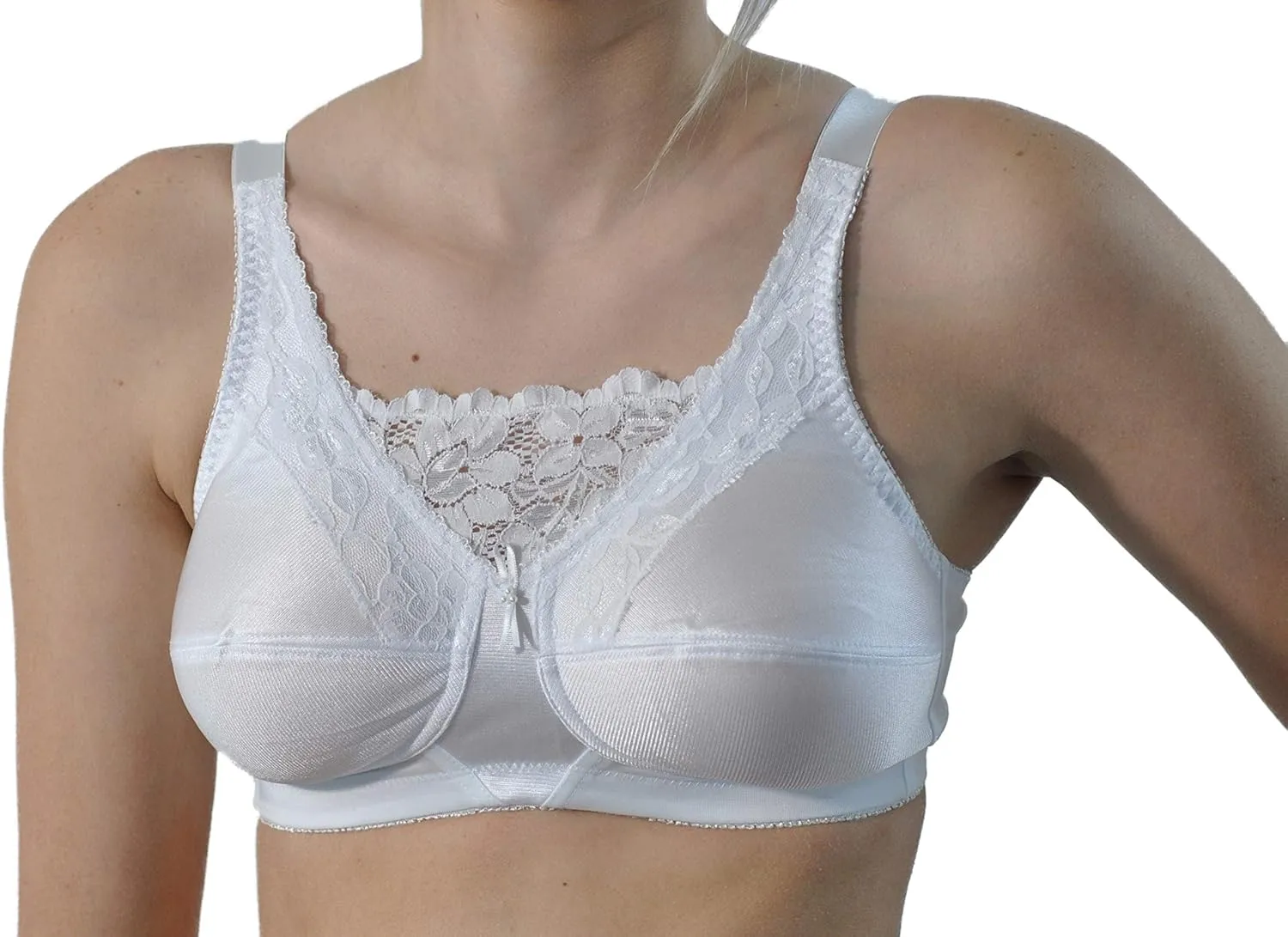 Nearly Me - Mastectomy Lumpectomy Silicone Breast Form Prosthesis Pocket Cami Bra #660