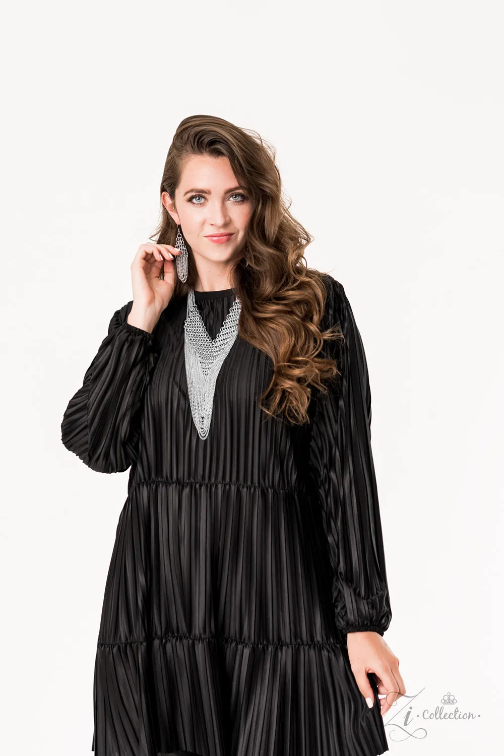 Paparazzi Accessories - Defiant - Zi Collection
