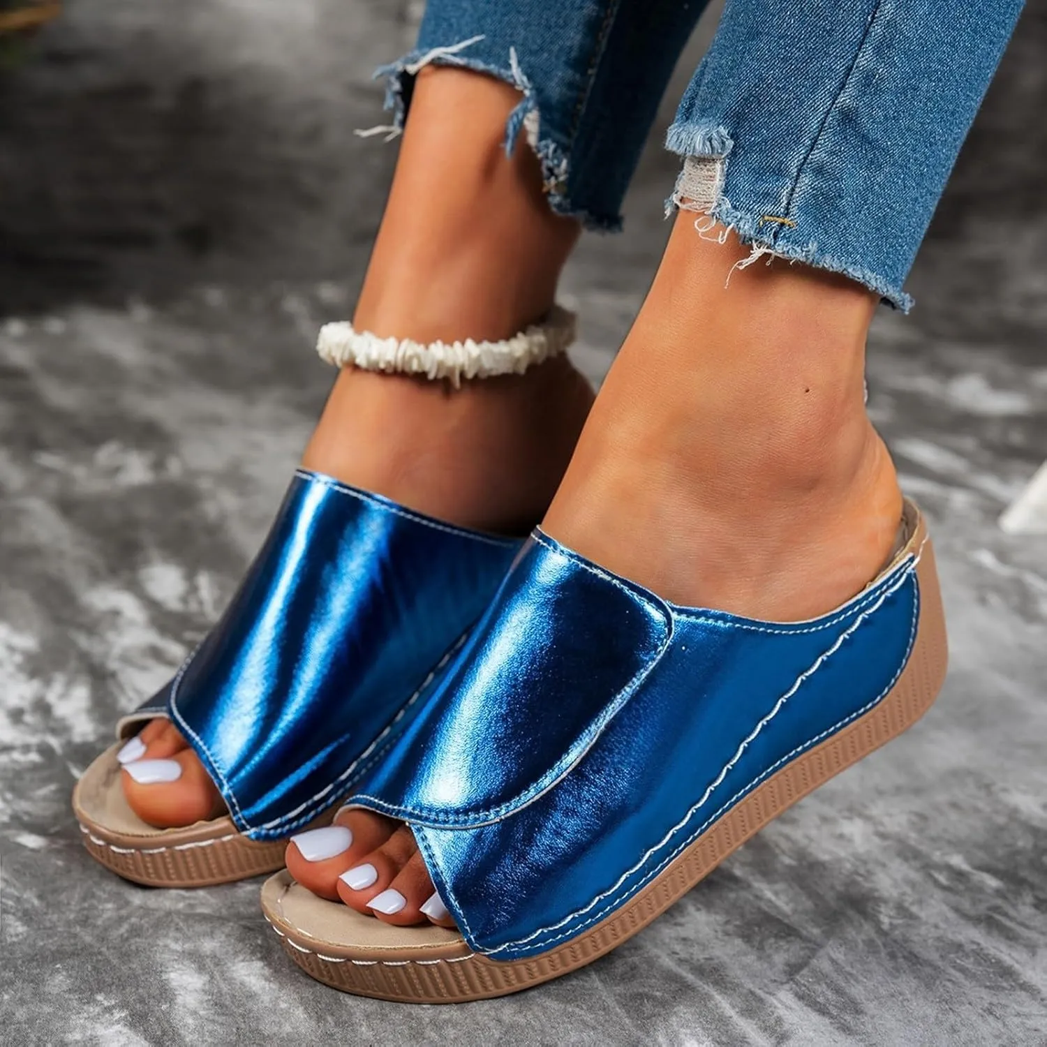 Platform Sandals for Women 2025 Leather Fish Mouth Orthopedic Slippers, Summer Comfortable Wide Width Flat Sandals Lightweight Slip On Walking Shoes Casual Beach Slides
