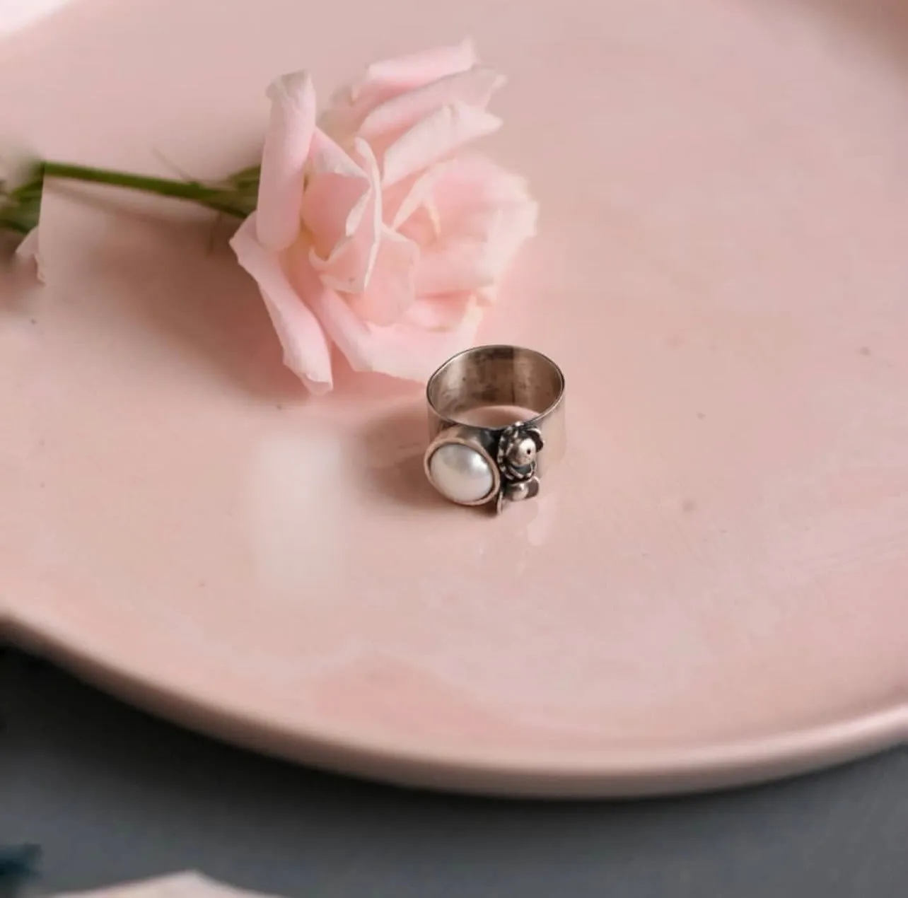 Silver Rose Pearl  Ring