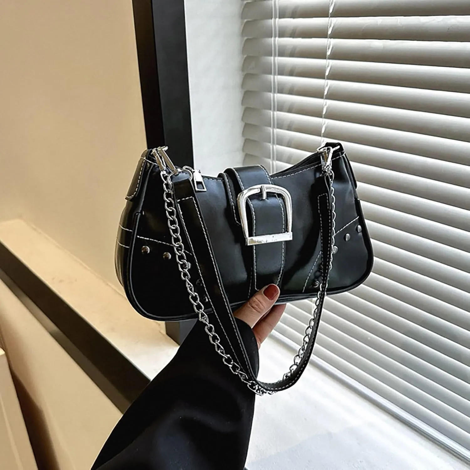Women Armpit Bag For Lady Cool Style Bag With Chain Ornament Men's Leather Bag