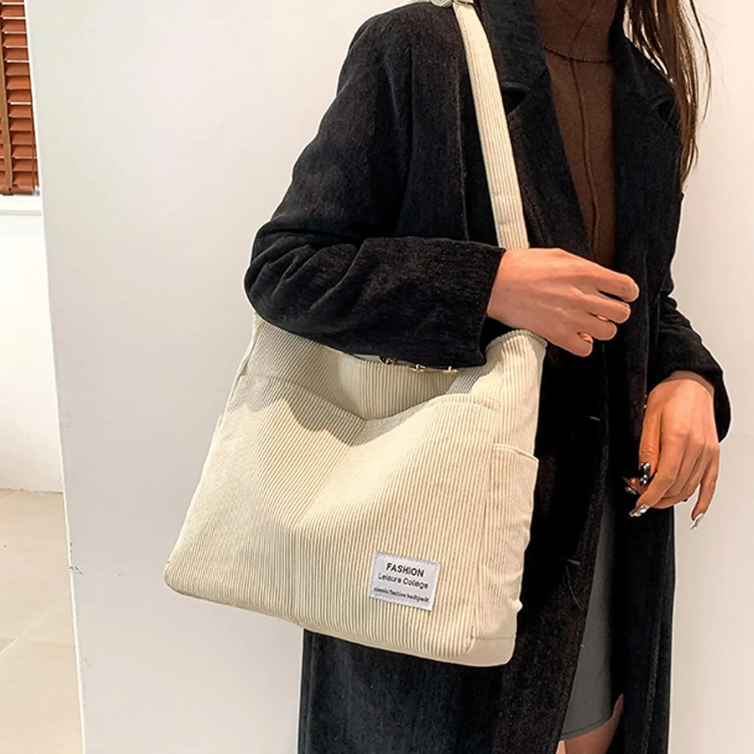 Women's Canvas Tote Bags with Zipper Beach Tote Shoulder Bags for Summer Vacation Cute Purse for Women Trendy(White)